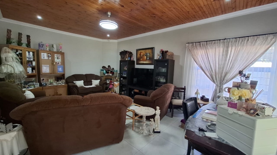 3 Bedroom Property for Sale in Elandia North West